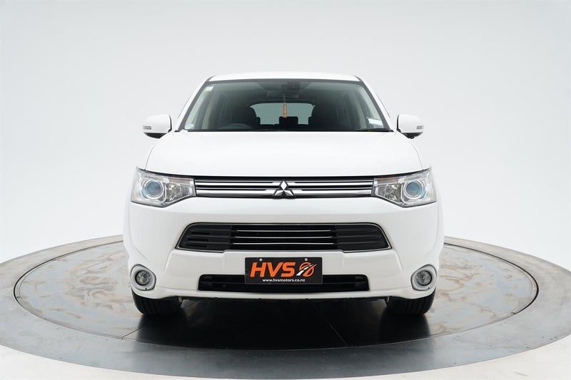 2013 Mitsubishi Outlander PHEV G Full Leather, photo 2