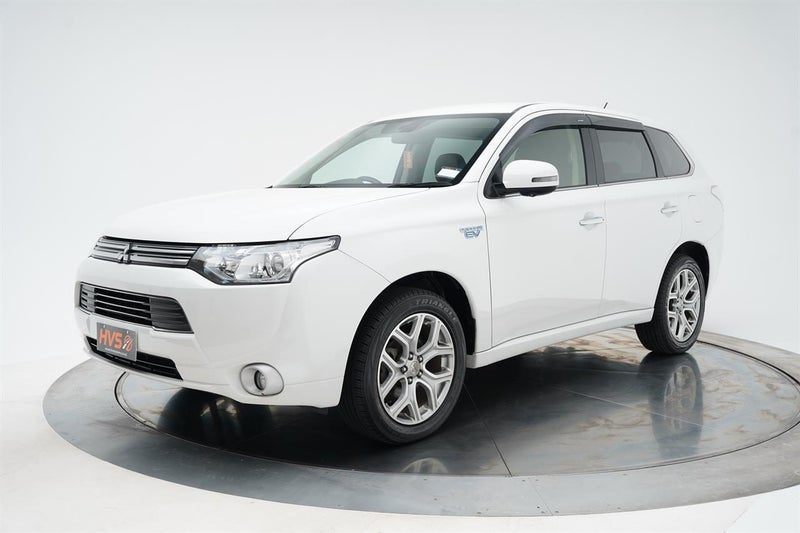 2013 Mitsubishi Outlander PHEV G Full Leather, photo 3