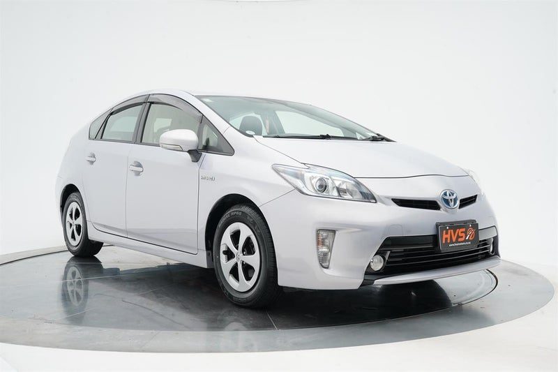 2013 Toyota Prius Hybrid S