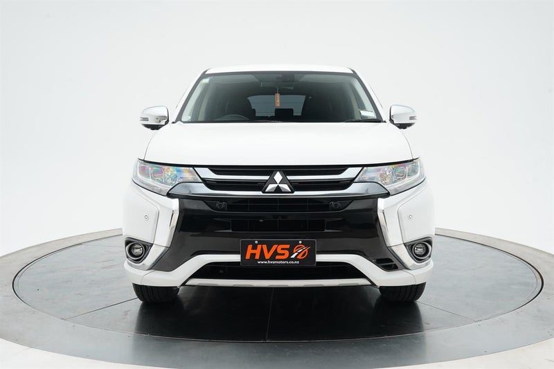 2015 Mitsubishi Outlander PHEV G 4WD, photo 2