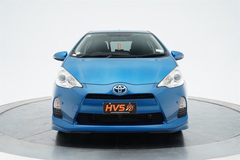 2013 Toyota Aqua S Push Start, photo 2