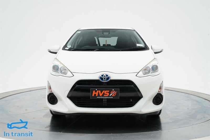 2016 Toyota Aqua S TSS Safety Sense, photo 2