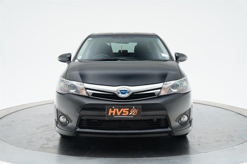 2015 Toyota Corolla Fielder, photo 2