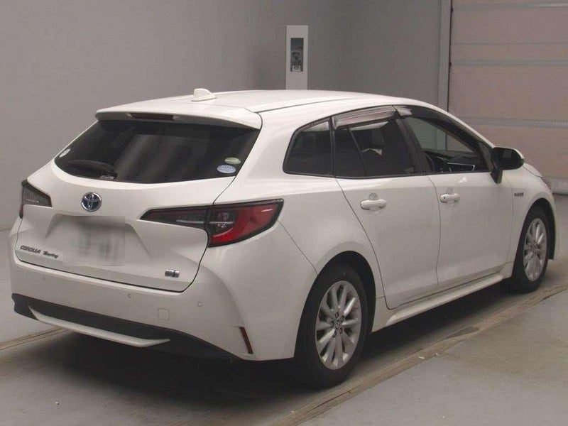 2020 Toyota Corolla Touring Hybrid S, photo 2