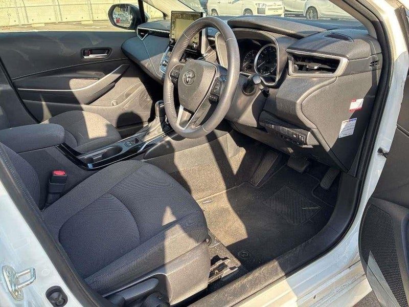 2020 Toyota Corolla Touring Hybrid S, photo 3