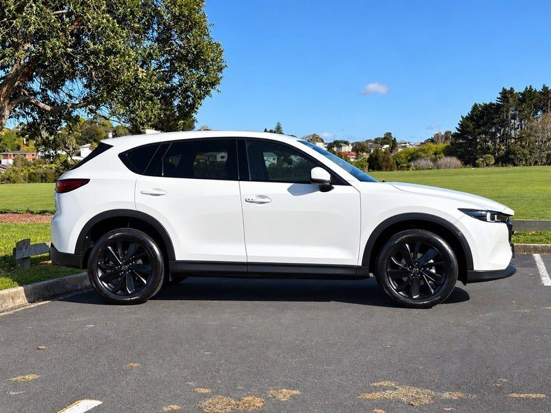 2022 Mazda CX-5 LIMITED NZ NEW 2.5 4X4, photo 3