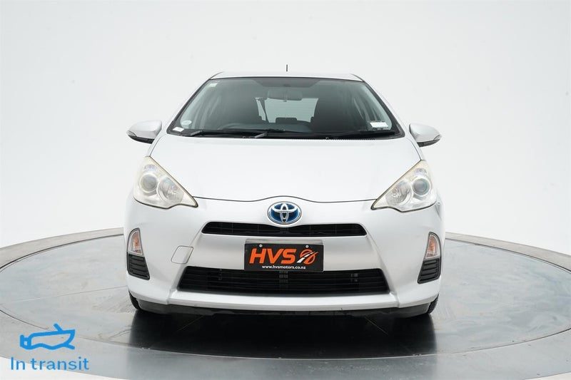 2012 Toyota Aqua Hybrid G Push Start, photo 2