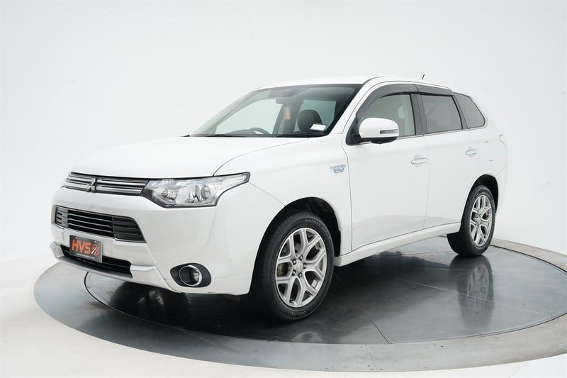 2015 Mitsubishi Outlander 4WD PHEV G, photo 3