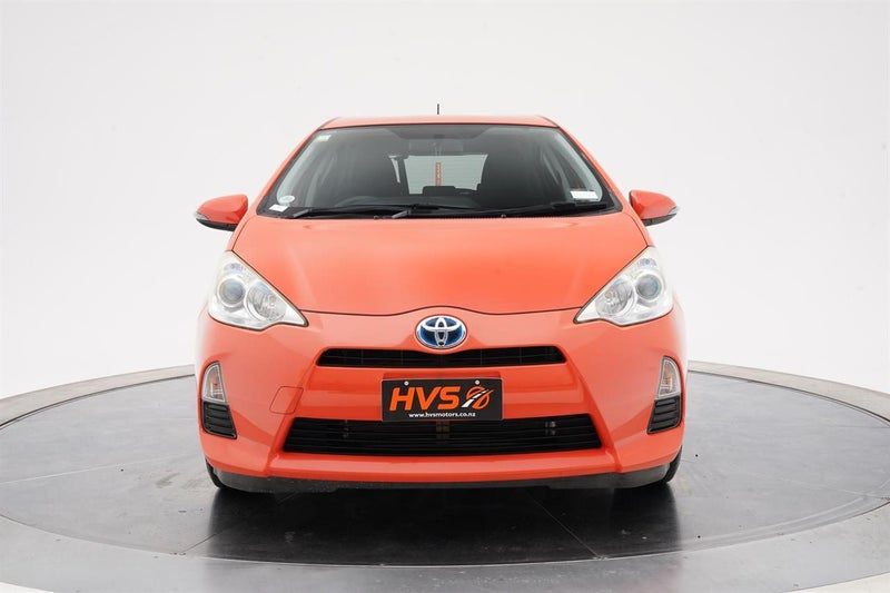 2013 Toyota Aqua S Push Start, photo 2