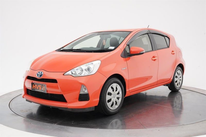 2013 Toyota Aqua S Push Start, photo 3