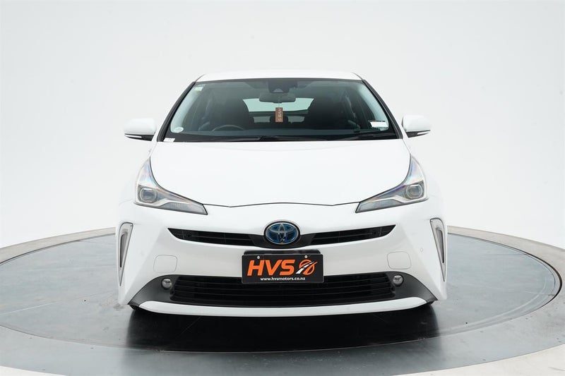 2020 Toyota Prius S Safety Plus Pack, photo 2