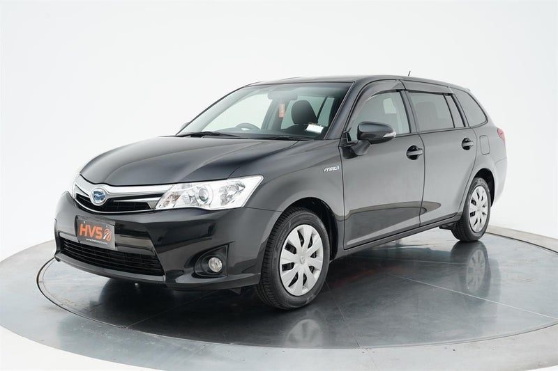 2014 Toyota Corolla Fielder Hybrid G, photo 3