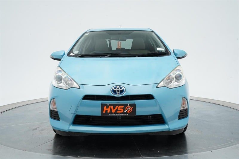 2013 Toyota Aqua S Push Start, photo 2
