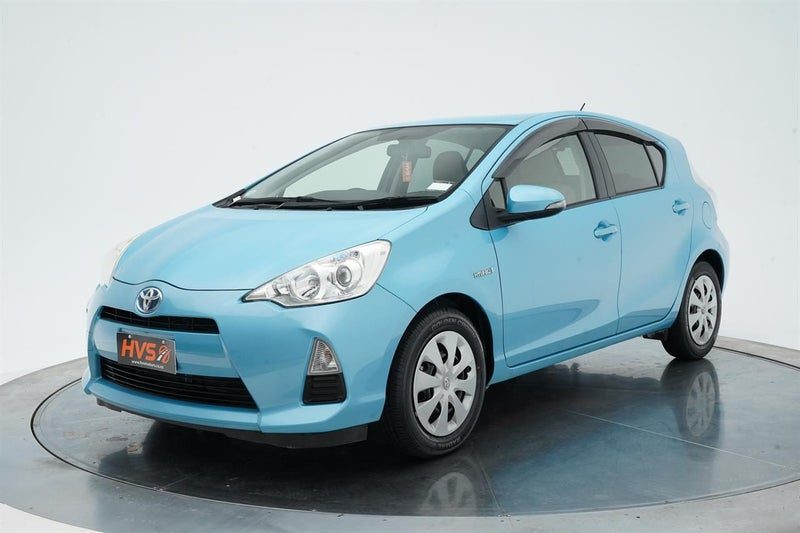2013 Toyota Aqua S Push Start, photo 3