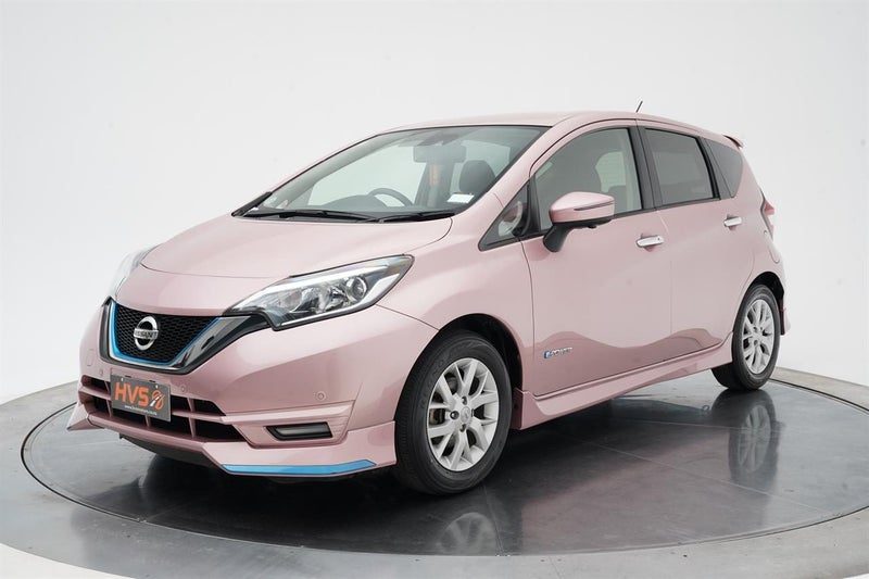 2017 Nissan Note E-Power X Hybrid, photo 3