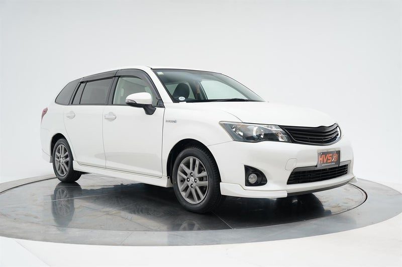 2014 Toyota Corolla Fielder Hybrid G WXB