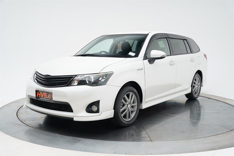 2014 Toyota Corolla Fielder Hybrid G WXB, photo 3