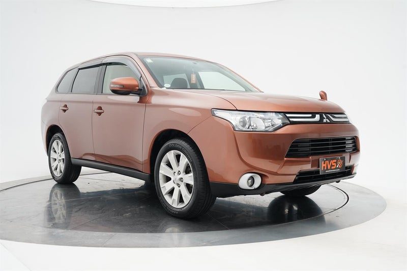 2013 Mitsubishi Outlander 24G 4WD 7 Seater