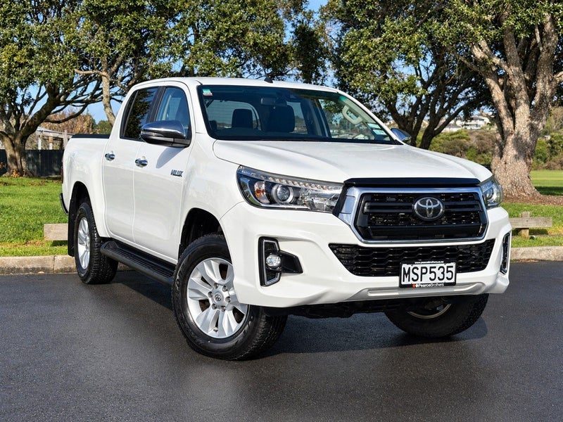 2020 Toyota Hilux SR5 TURBO DIESEL 4X4 BEAST