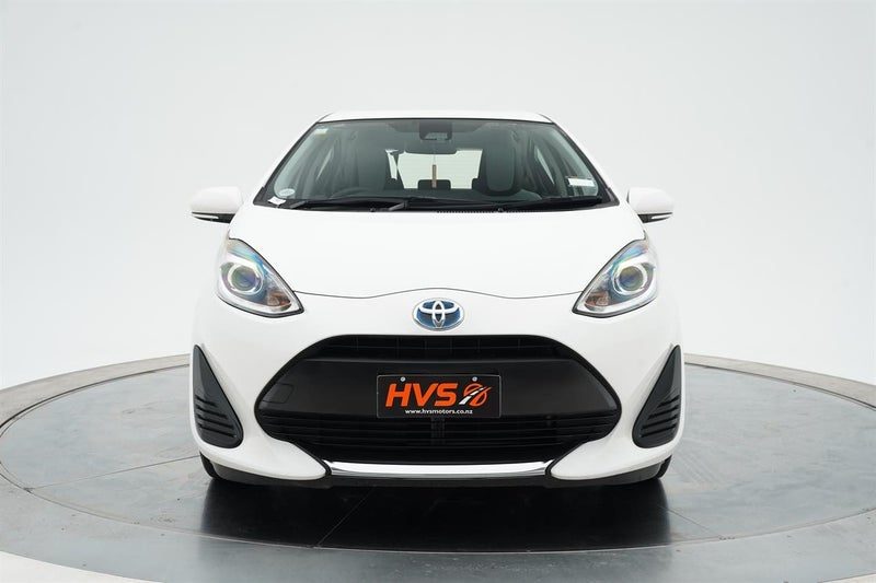 2021 Toyota Aqua L, photo 2