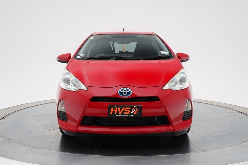 2013 Toyota Aqua S Push Start, photo 2