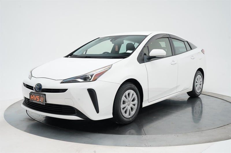 2021 Toyota Prius Hybrid E, photo 3