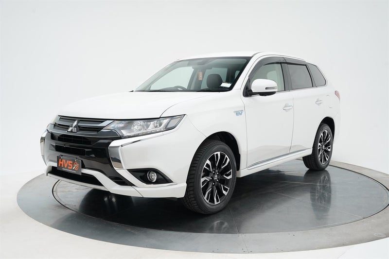 2015 Mitsubishi Outlander 4WD PHEV G, photo 3