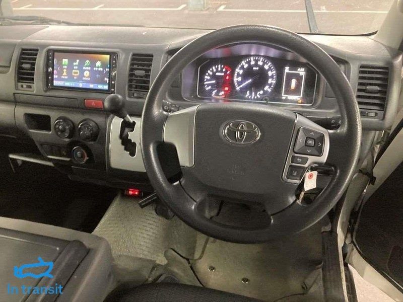 2021 Toyota Hiace DX 2.0L 5 Door, photo 3