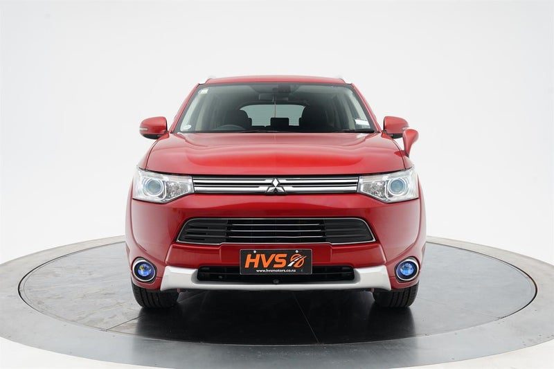 2015 Mitsubishi Outlander PHEV 4WD G, photo 2