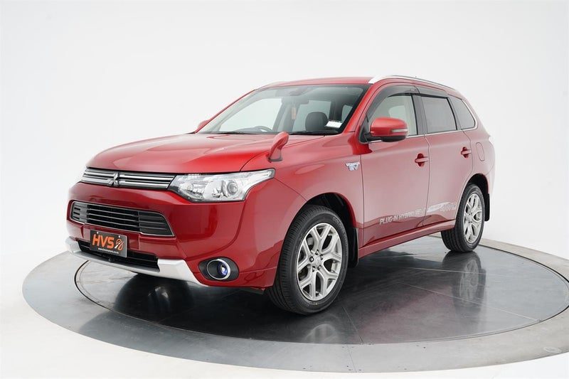 2015 Mitsubishi Outlander PHEV 4WD G, photo 3