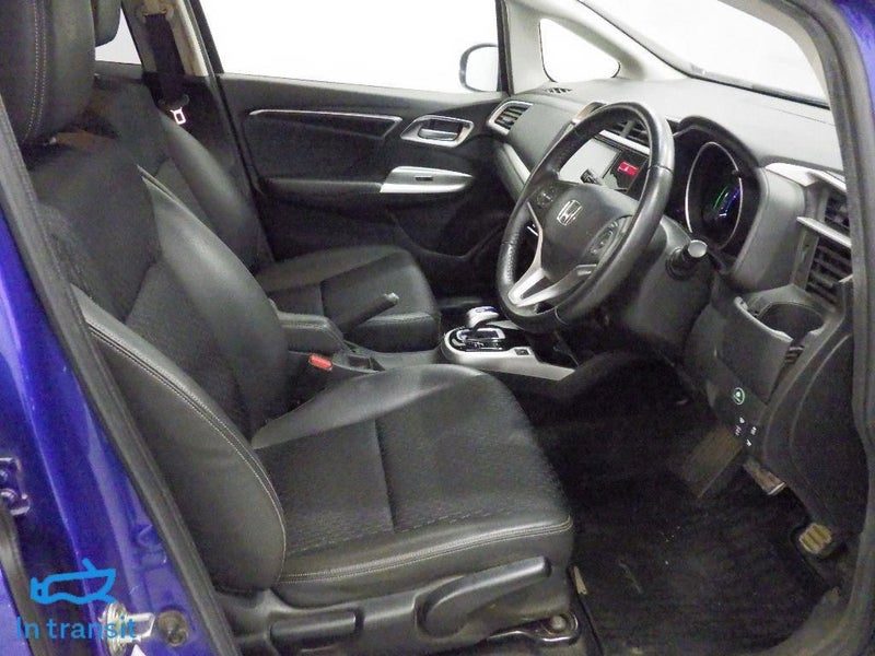 2015 Honda Fit Hybrid L, photo 3