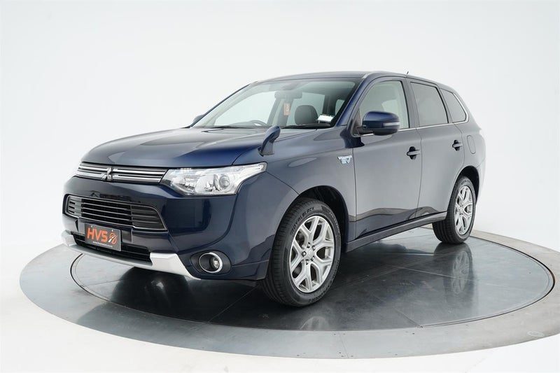 2015 Mitsubishi Outlander Phev G 4WD, photo 3