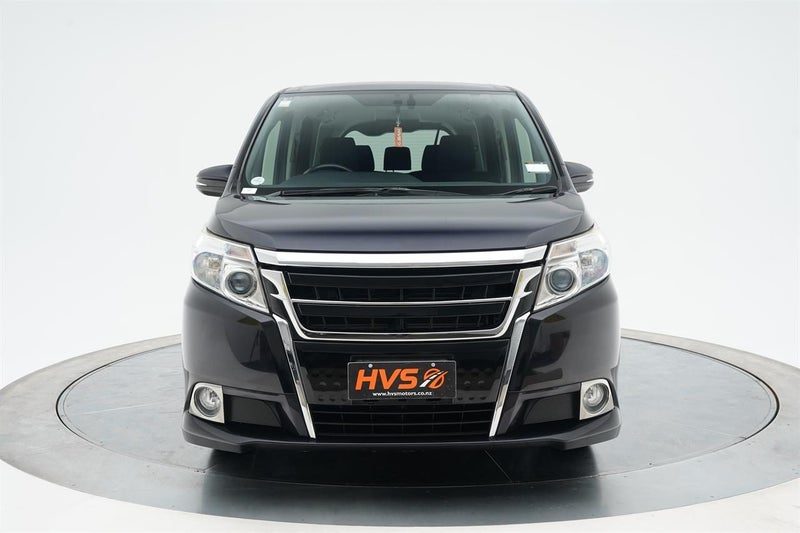 2015 Toyota Esquire HYBRID XI, photo 2
