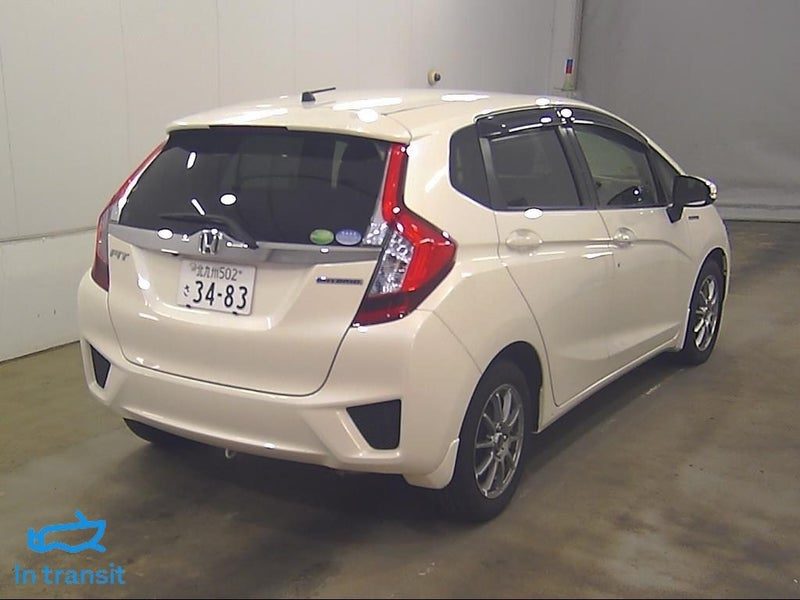 2015 Honda Fit Hybrid L, photo 2
