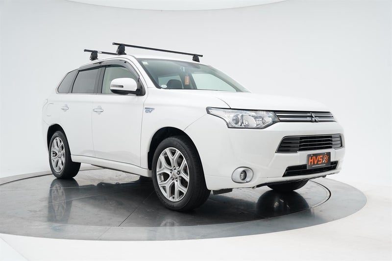 2014 Mitsubishi Outlander PHEV G 4wd Premium, main photo