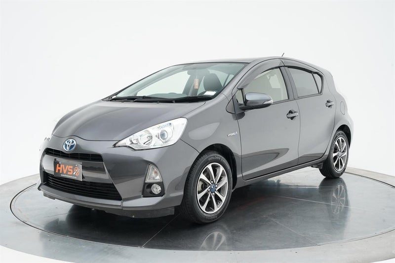 2014 Toyota Aqua S Push Start, photo 3