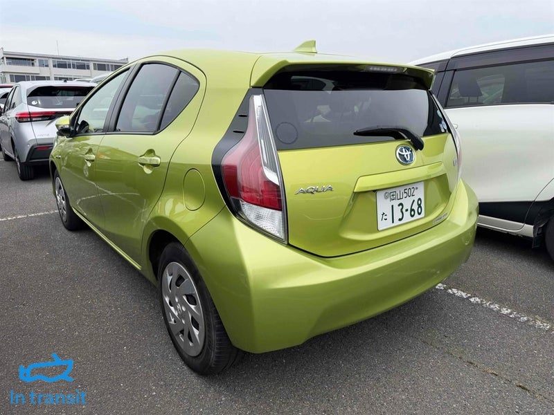 2016 Toyota Aqua S Facelift Push Start, photo 2