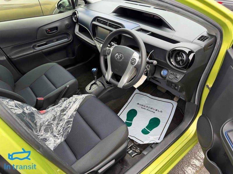 2016 Toyota Aqua S Facelift Push Start, photo 3
