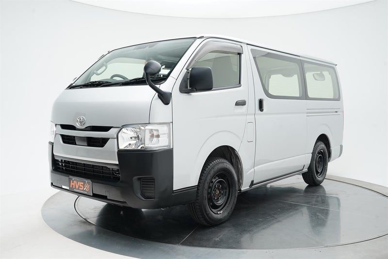 2021 Toyota Hiace 2.8TD 4WD 5 Door, photo 3