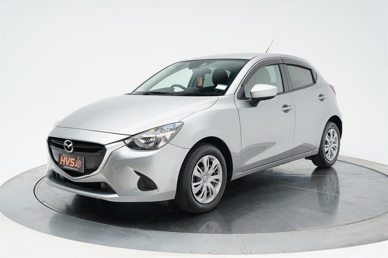 2015 Mazda Demio 13S, photo 3