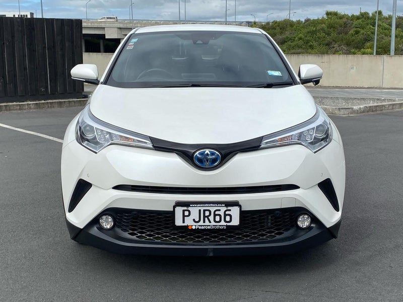 2017 Toyota C-HR HYBRID G, photo 2
