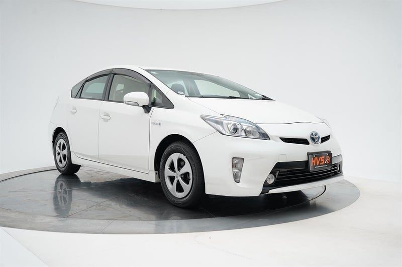 2013 Toyota Prius Hybrid S