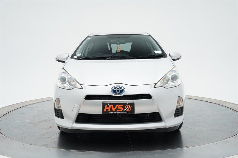 2012 Toyota Aqua S Push Start, photo 2
