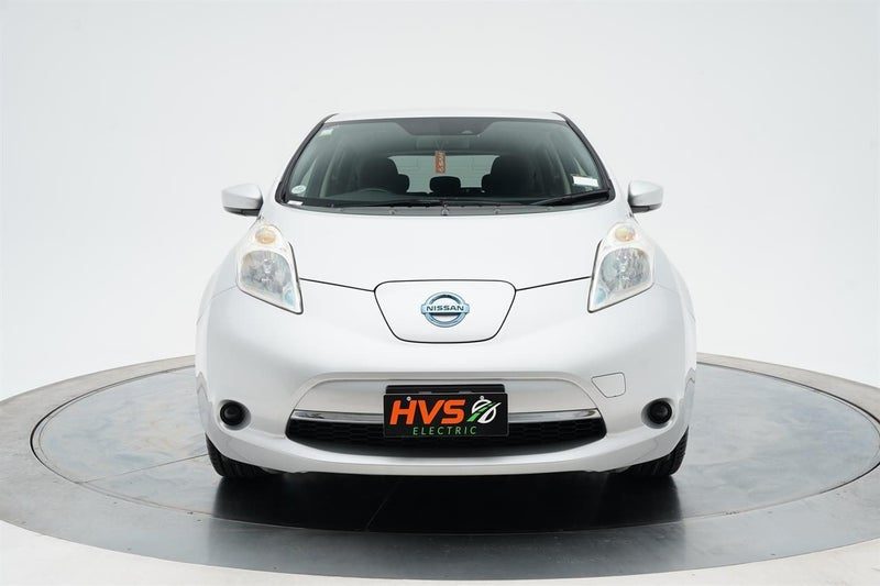 2017 Nissan Leaf 30X 72% SOH, photo 2