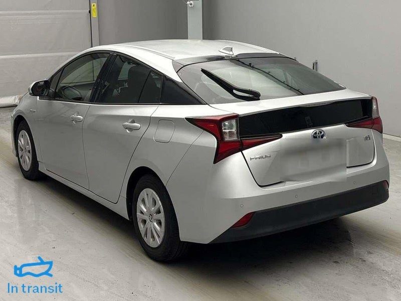 2020 Toyota Prius S Facelift Model, photo 3