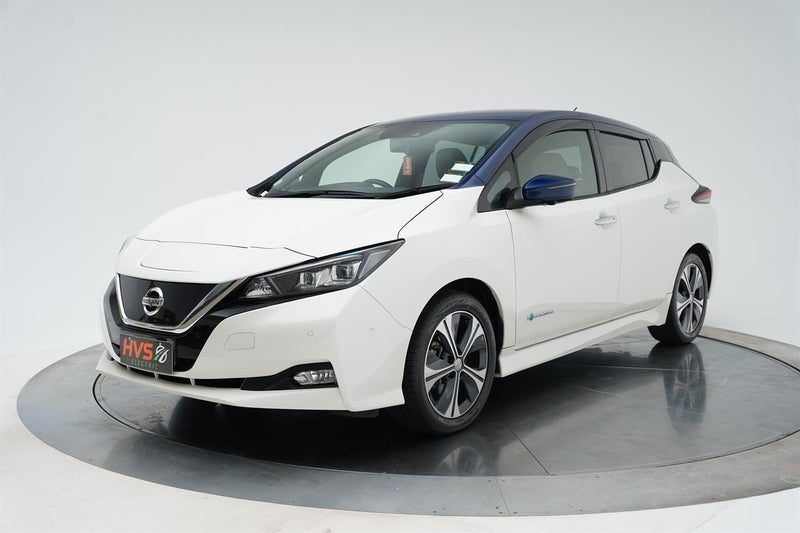 2017 Nissan Leaf 40G 86% SOH Leather Seats, photo 3