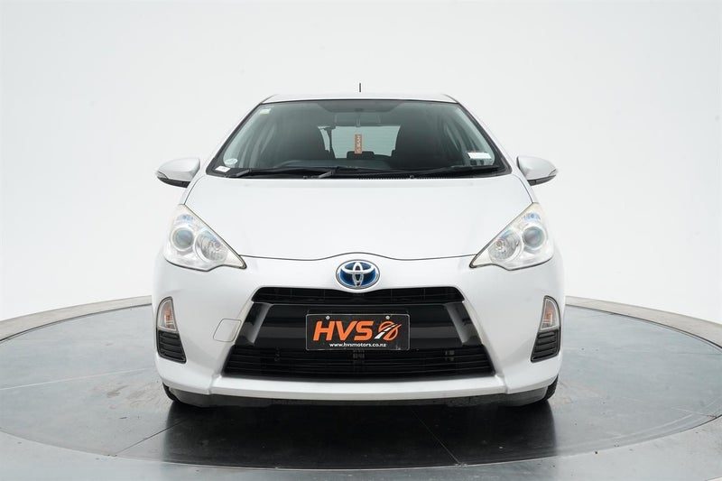 2013 Toyota Aqua Hybrid G Push Start, photo 2