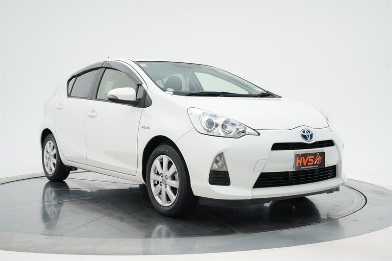 2014 Toyota Aqua Hybrid G