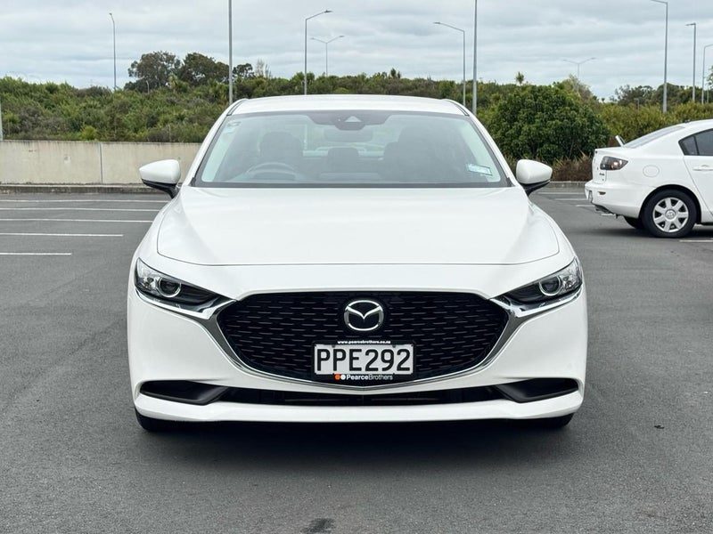 2022 Mazda 3 2.0P/6AT, photo 2