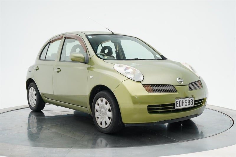 2004 Nissan March
